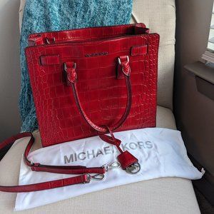 Michael Kors Dillon Lg Red Croc Embossed Leather Tote
